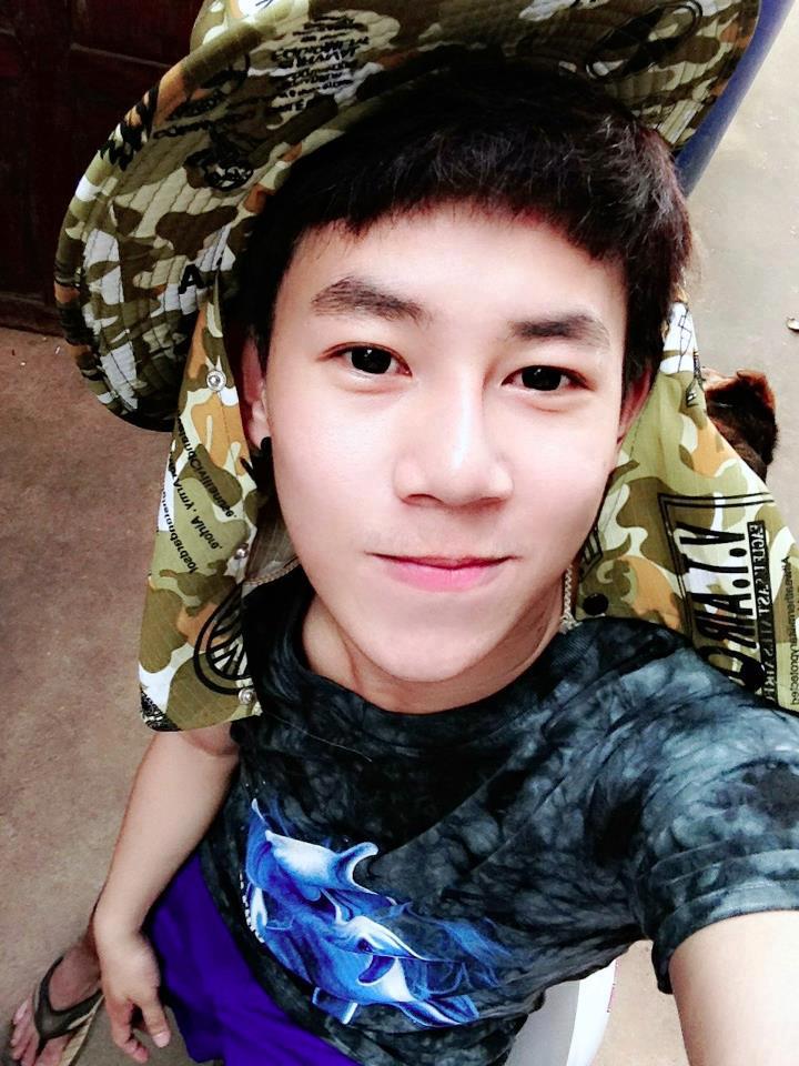 เด็กไทยหล่อๆจากเฟสบุ๊ค