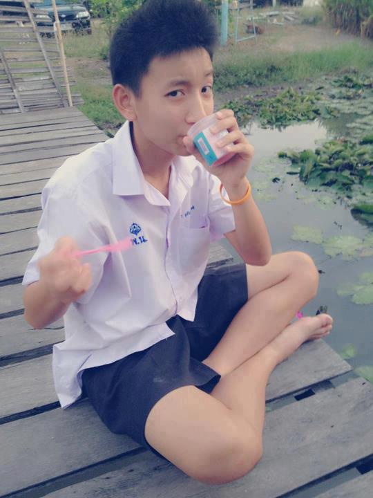 เด็กไทยหล่อๆจากเฟสบุ๊ค