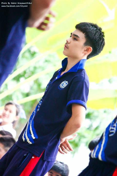 เด็กไทยหล่อๆจากเฟสบุ๊ค