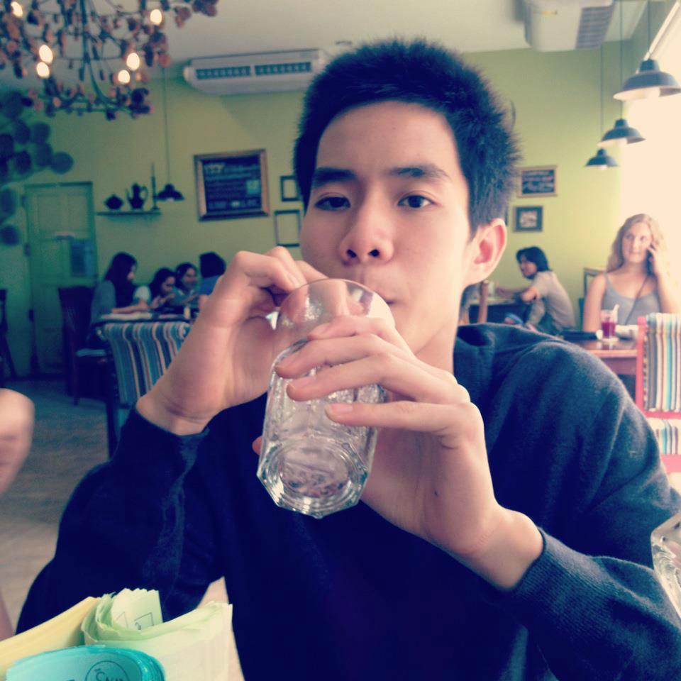 เด็กไทยหล่อๆจากเฟสบุ๊ค