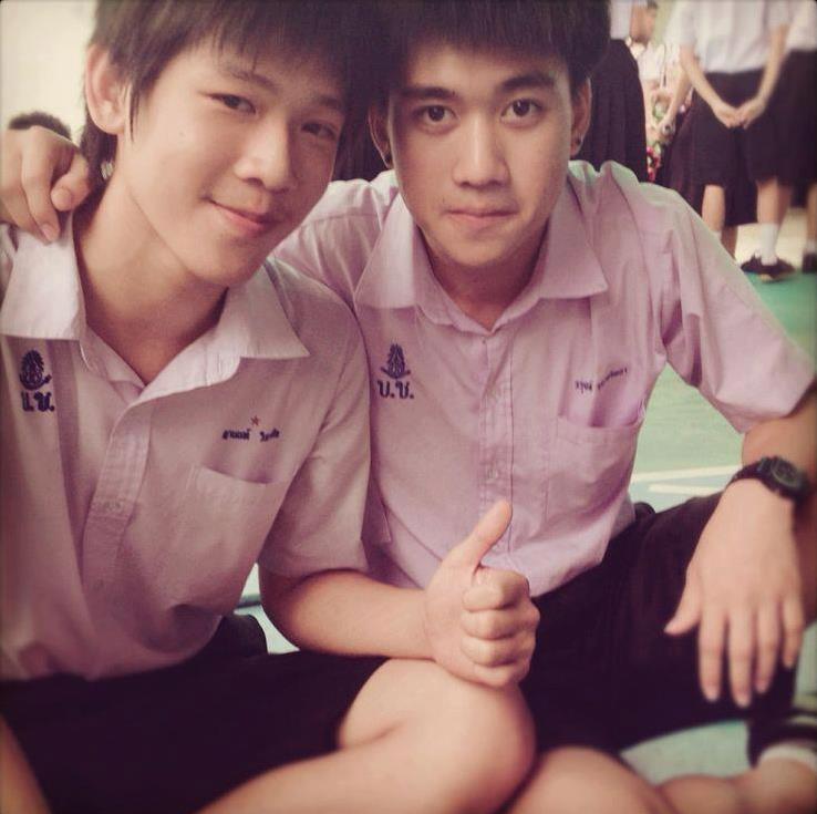 เด็กไทยหล่อๆจากเฟสบุ๊ค