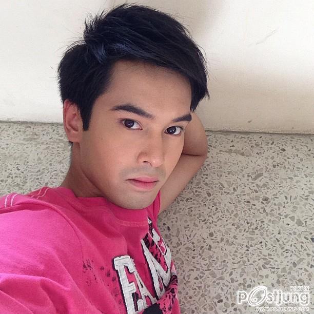 พระเอกตาหวาน