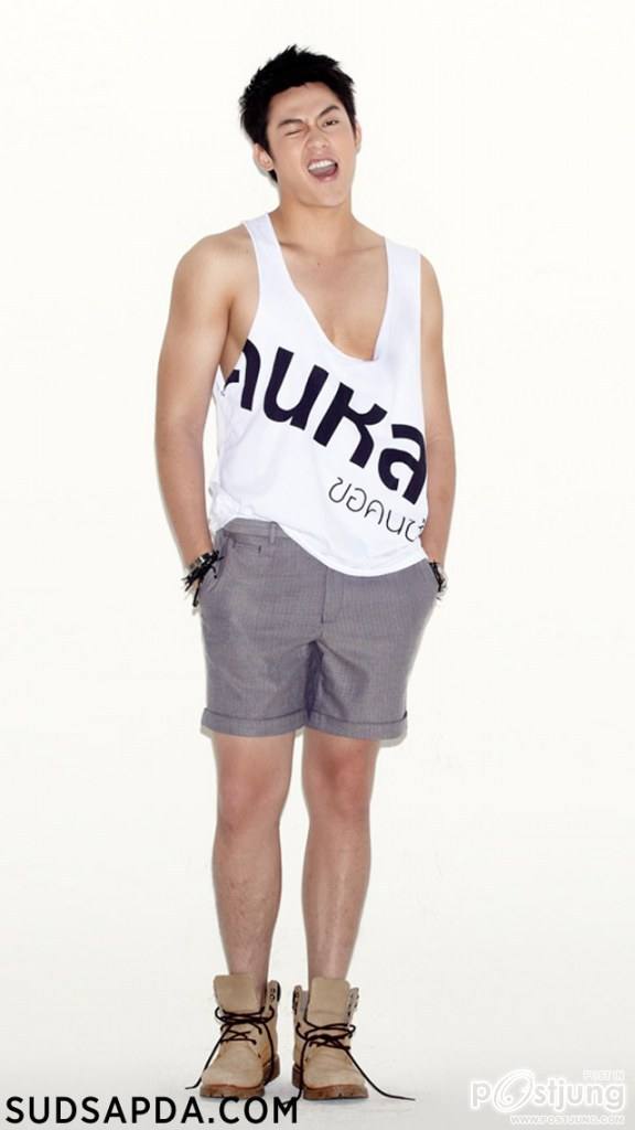 หนุ่มหล่อขอทำดีปี2013