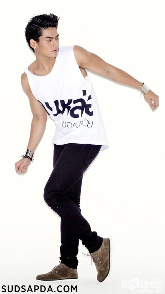 หนุ่มหล่อขอทำดีปี2013