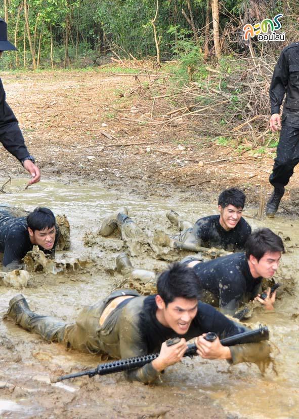 “ผู้กองจ๋า” จับหนุ่มๆ ทดสอบเข้ม