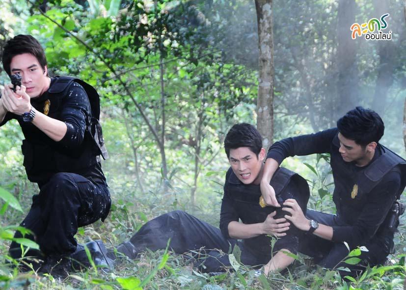 “ผู้กองจ๋า” จับหนุ่มๆ ทดสอบเข้ม