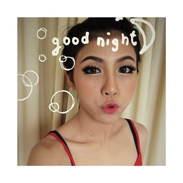 แอปเปิ้ล สีสะเหงี่ยน ไฮโซสาวลาว น่ารักซะ