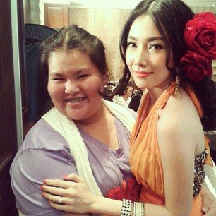 ภาพเบื้องหลัง ทองเนื้อเก้า ลำยอง แซ่บ มันแน่!!!!!