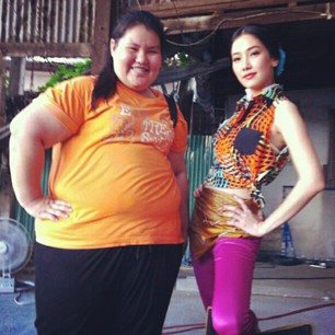 ภาพเบื้องหลัง ทองเนื้อเก้า ลำยอง แซ่บ มันแน่!!!!!