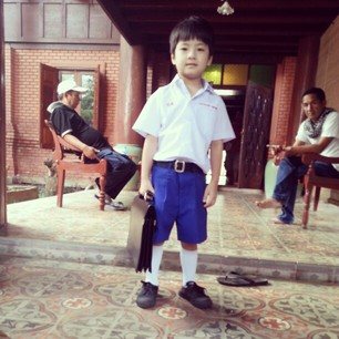 ภาพเบื้องหลัง ทองเนื้อเก้า ลำยอง แซ่บ มันแน่!!!!!