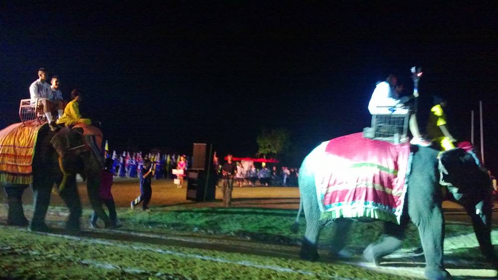 จุดคบเพลิง