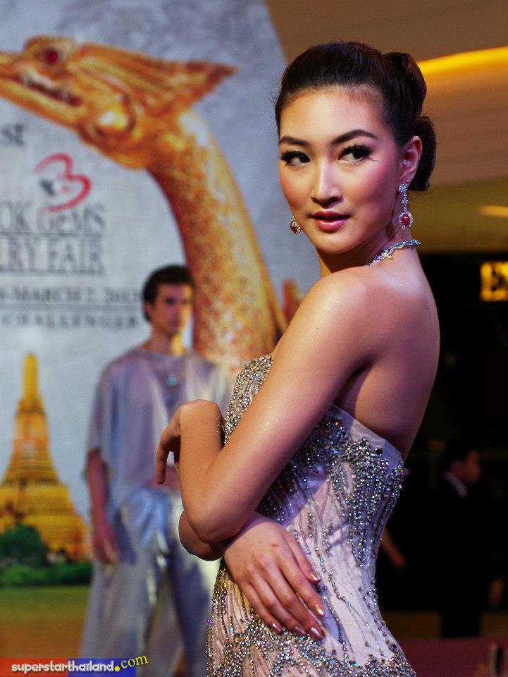 แพนเค้ก เขมนิจ