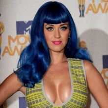 เคที เพอร์รี ส่องอึ๋ม นักร้องสาวฮอต Katy Perry บึ้มสุดๆ