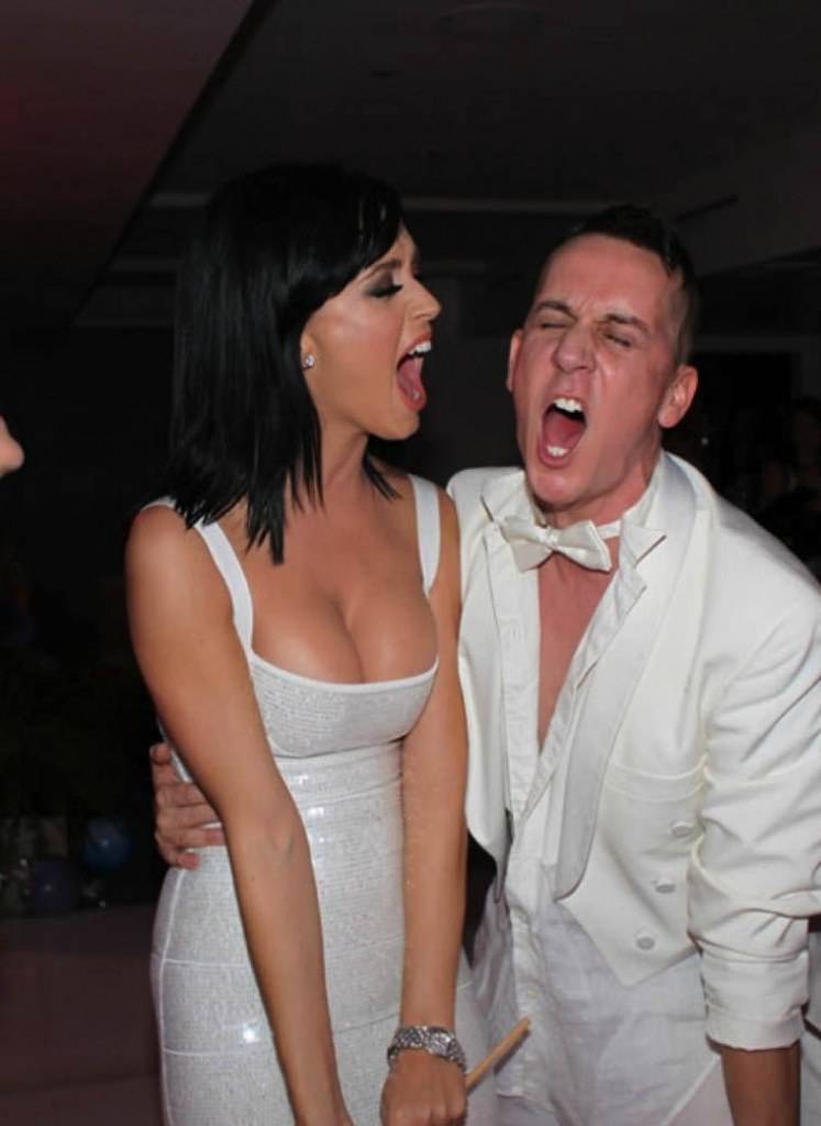 เคที เพอร์รี ส่องอึ๋ม นักร้องสาวฮอต Katy Perry บึ้มสุดๆ