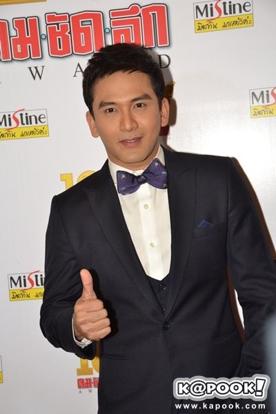 ดาราสาวในชุดราตรี สุดแซ่บ งานคมชัดลึก อวอร์ด ครั้งที่ 10