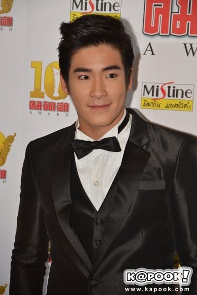 ดาราสาวในชุดราตรี สุดแซ่บ งานคมชัดลึก อวอร์ด ครั้งที่ 10