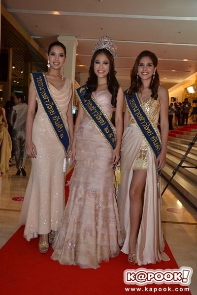 ดาราสาวในชุดราตรี สุดแซ่บ งานคมชัดลึก อวอร์ด ครั้งที่ 10