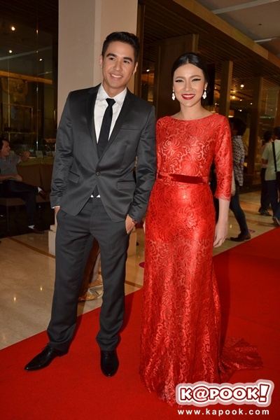 ดาราสาวในชุดราตรี สุดแซ่บ งานคมชัดลึก อวอร์ด ครั้งที่ 10