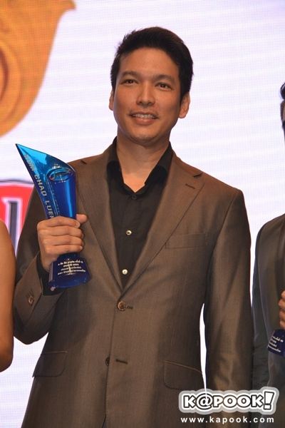 ดาราสาวในชุดราตรี สุดแซ่บ งานคมชัดลึก อวอร์ด ครั้งที่ 10