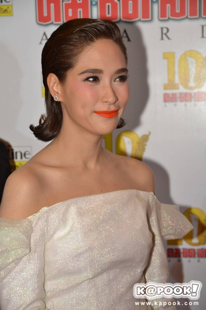 ดาราสาวในชุดราตรี สุดแซ่บ งานคมชัดลึก อวอร์ด ครั้งที่ 10