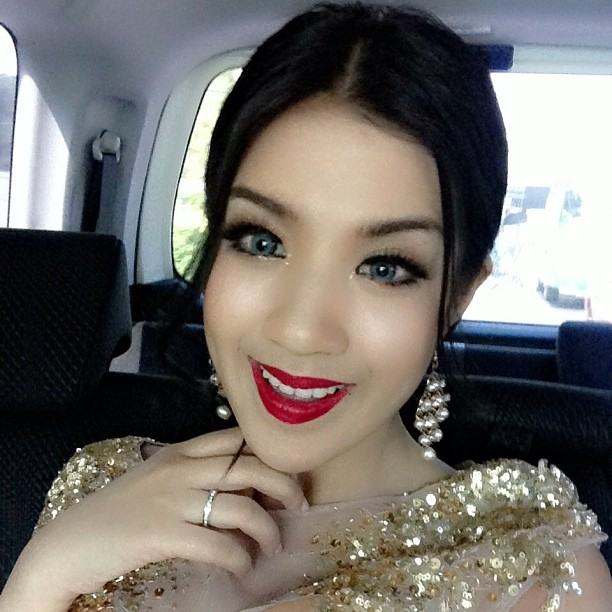 "ใบเตย"เปล่านุ่งน้อยทำลายวัฒนธรรม โบ้ย"จ๊ะ คันหู"เซ็กซี่กว่า-แต่คนไม่เห็น