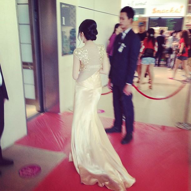 "ใบเตย"เปล่านุ่งน้อยทำลายวัฒนธรรม โบ้ย"จ๊ะ คันหู"เซ็กซี่กว่า-แต่คนไม่เห็น