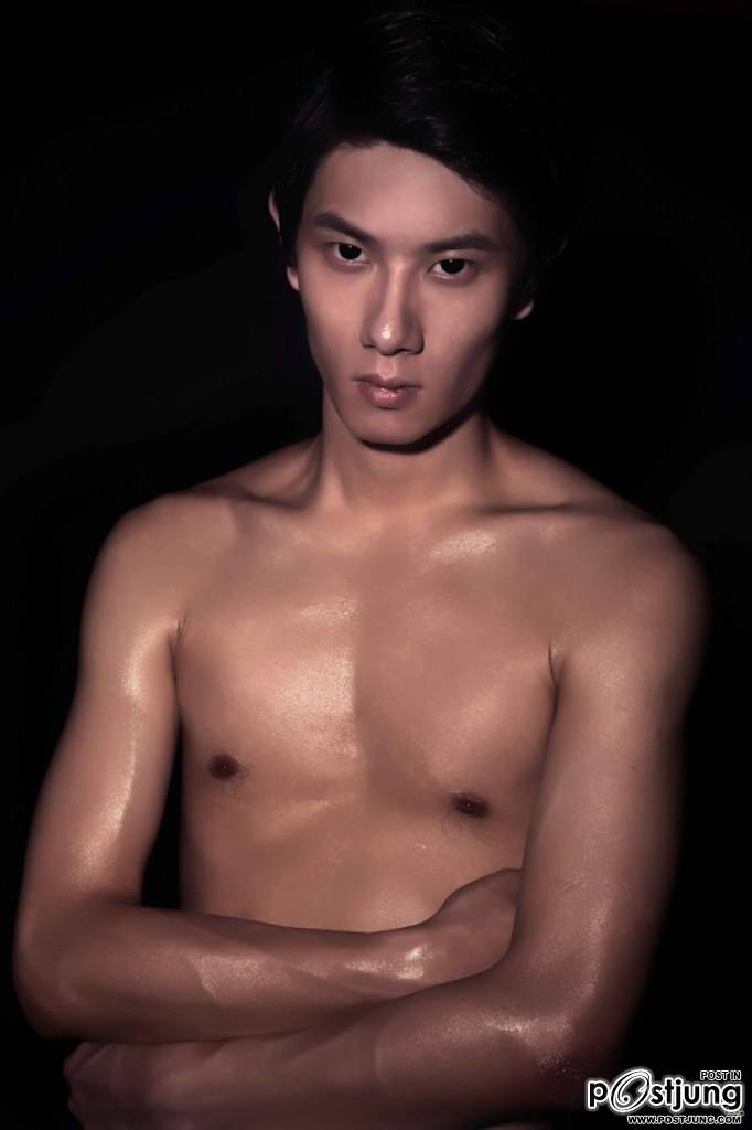 ตี๋แซ่บอยู่นะ