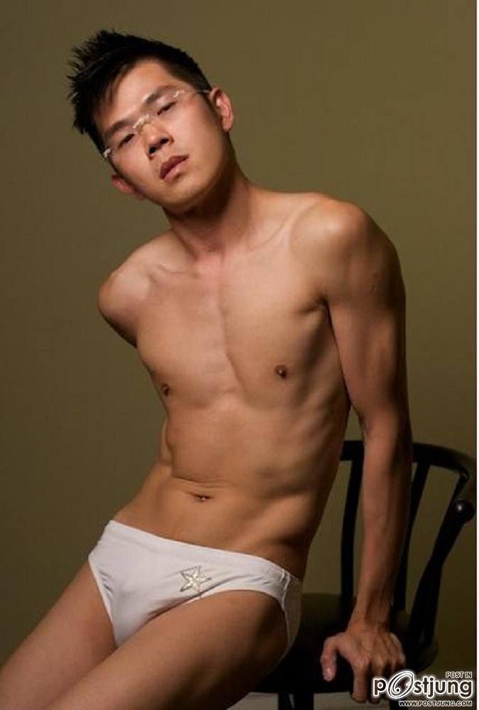 ถอดโชว์เรือนร่าง 121