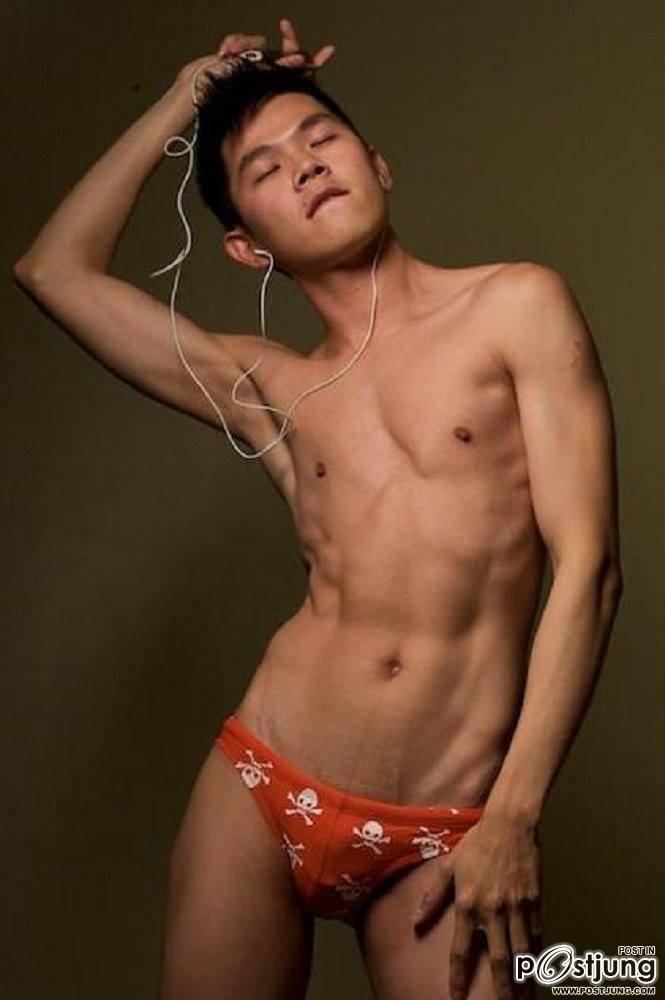 ถอดโชว์เรือนร่าง 121