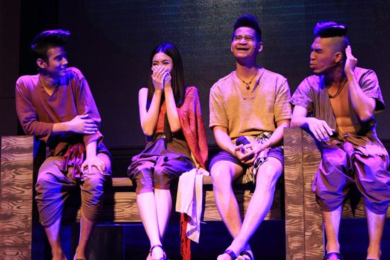 มาริโอ้ ควง ใหม่ ดาวิกา พร้อมเกลอรักทั้ง 4 เปิดตัว พี่มาก..พระโขนง