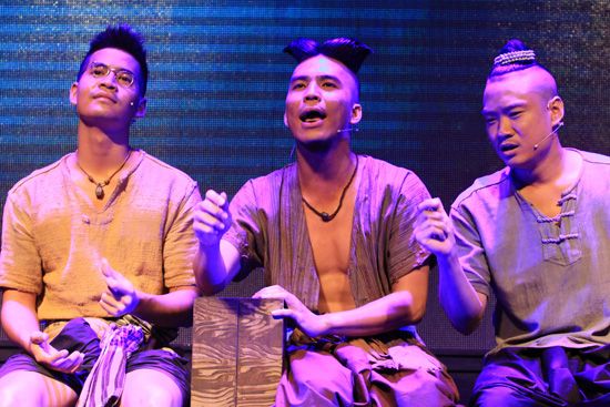 มาริโอ้ ควง ใหม่ ดาวิกา พร้อมเกลอรักทั้ง 4 เปิดตัว พี่มาก..พระโขนง