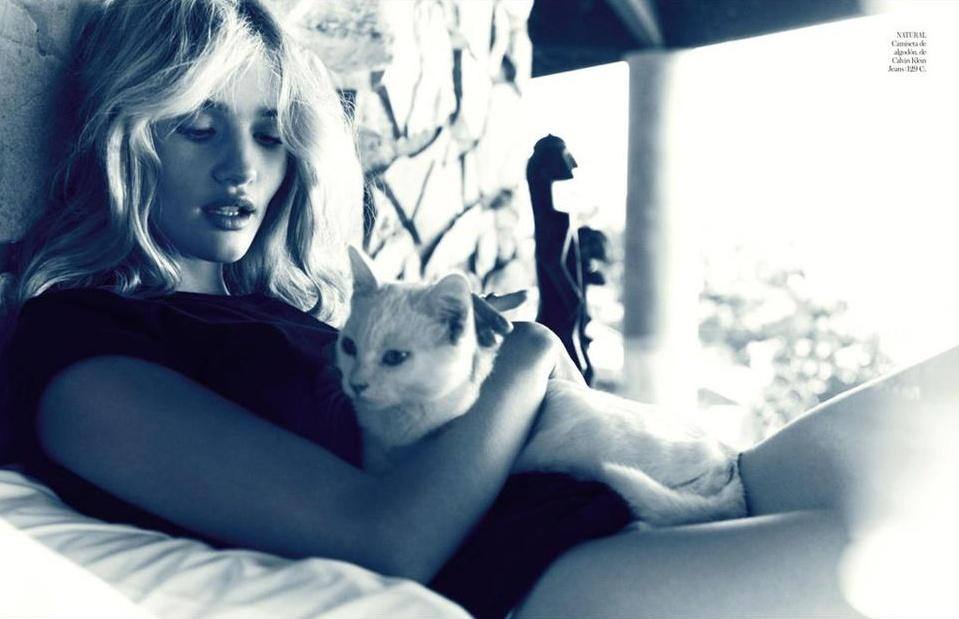 Rosie Huntington-Whiteley @ Vogue Spain March 2013