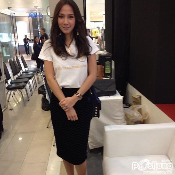 อั้ม พัชารา ไชยเชื้อ