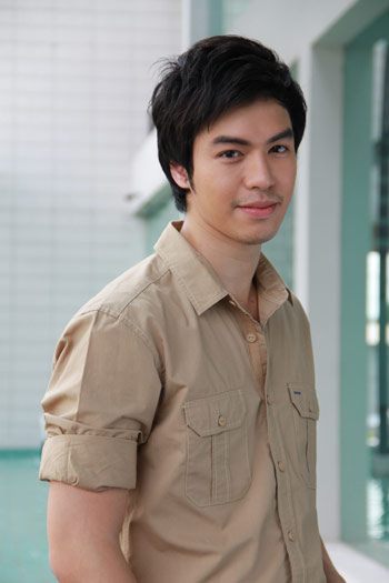 พระเอกใหม่