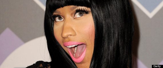 เป็นเรื่อง! ชาวพุทธโวย Nicki Minaj นุ่งบิกินี่แชะภาพกับพระพุทธรูป