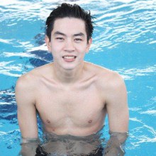 โทนี่ รากแก่น ผู้ชายหน้าเอ็กส์