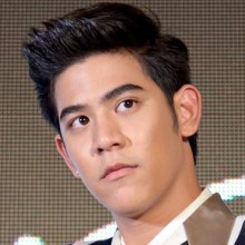 พอร์ช ศรัณย์ @ งานเดินแบบงาน CENTRAL/ZEN THE SOUND OF BEAUTY