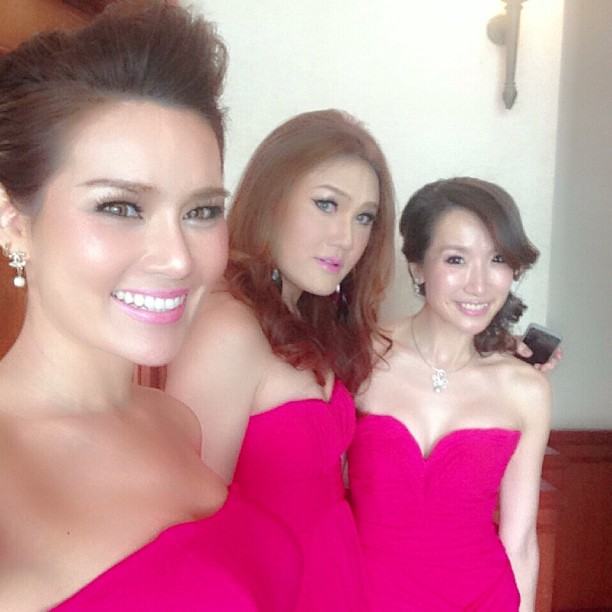 เบลล์ ไชน่าดอลล์ ควง นนท์ พัฑฒิ เข้าพิธีแต่งงาน