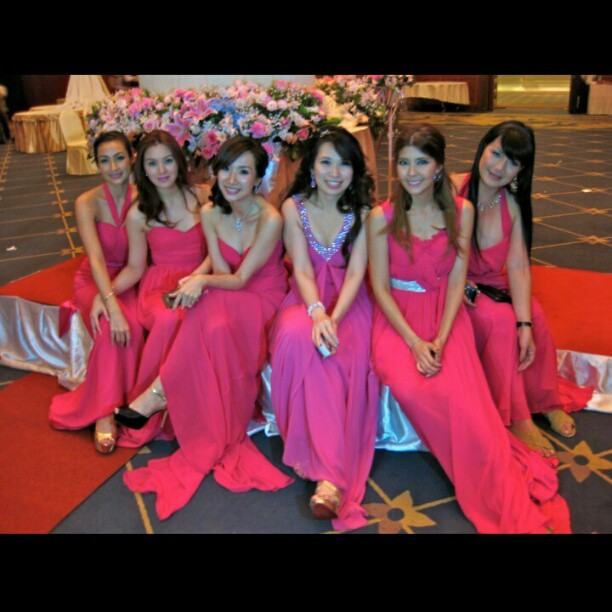 เบลล์ ไชน่าดอลล์ ควง นนท์ พัฑฒิ เข้าพิธีแต่งงาน