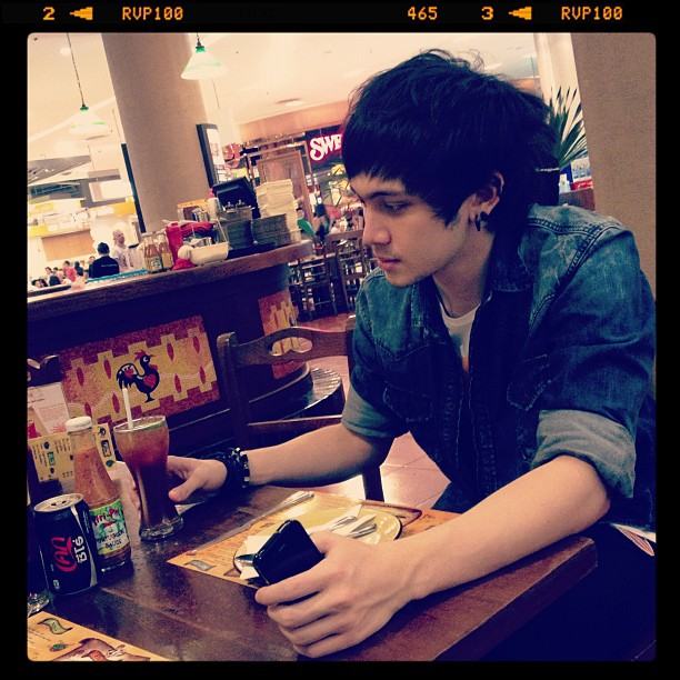 หล่อโฮก! อินดี้ อินทัช ลูกชายฮันนี่-บี๋ ประเดิมละคร มาดามดัน