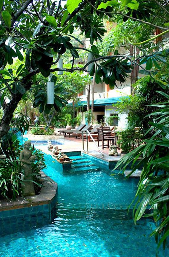 สระว่ายน้ำ ดีไซน์อย่างเเนว สวยเก๋อย่าบอกใคร
