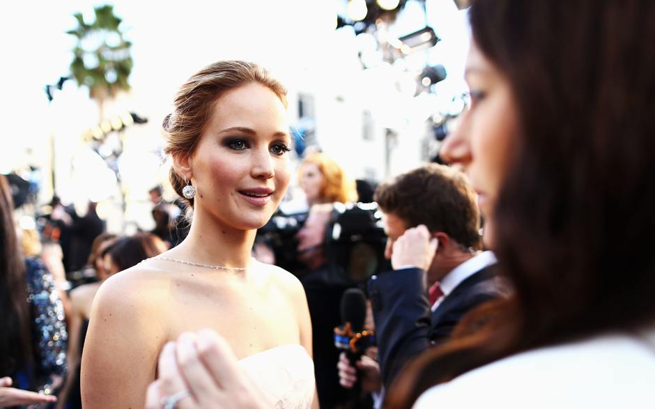 เจนนิเฟอร์ ลอว์เรนซ์ ดารานำหญิงออสการ์ สวยสง่าบนพรมเเดง