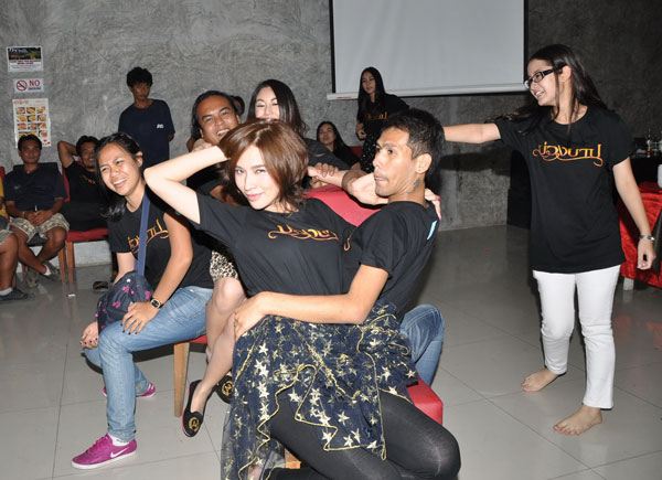 ชมภาพงานเลี้ยงปิดกล้องละคร บ่วงบาป