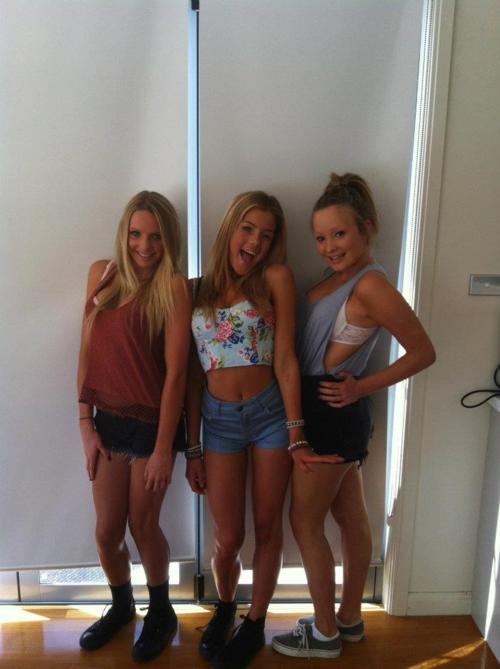 วัยรุ่นฝรั่ง หล่อและสวย มากกก