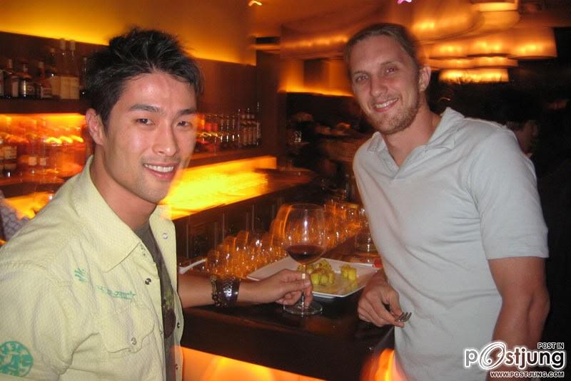 จอนนี่ เหงี๋ยนดาวร้ายหน้าหล่อ/เอา...