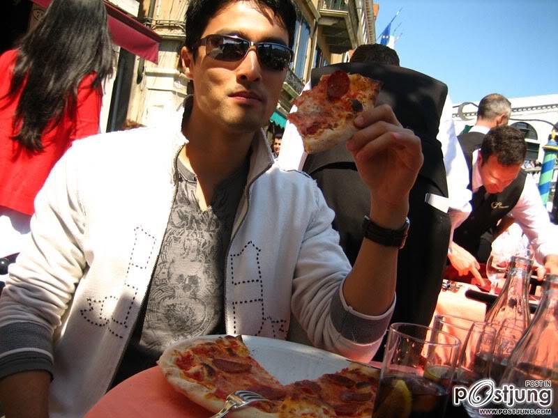 จอนนี่ เหงี๋ยนดาวร้ายหน้าหล่อ/เอา...