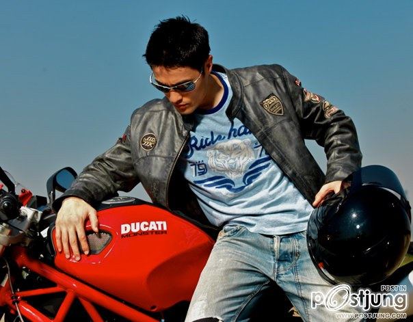 จอนนี่ เหงี๋ยนดาวร้ายหน้าหล่อ/เอา...