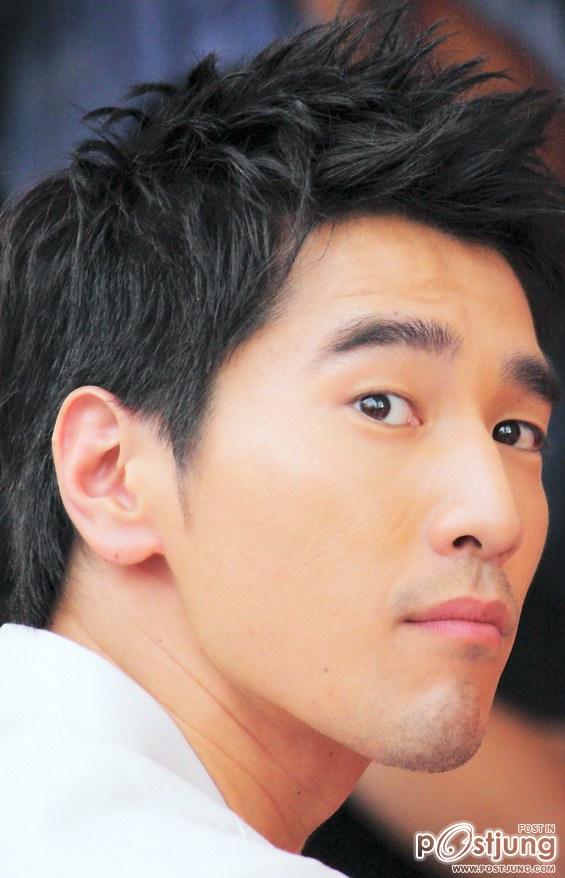 ตี๋หล่อแพ้ตี๋ที่ตา