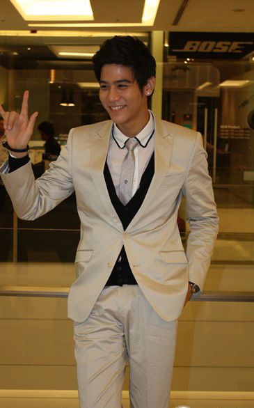 ภาพเก่า เล่าใหม่ ดาราชายตุง ตุง