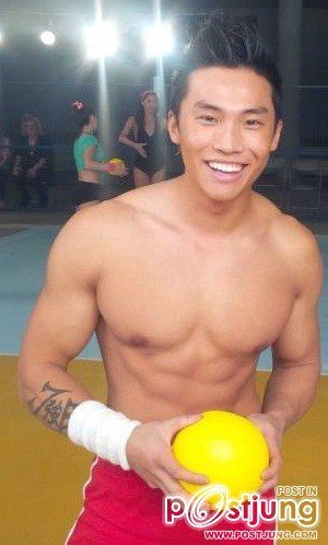 ถอดโชว์เรือนร่าง 147